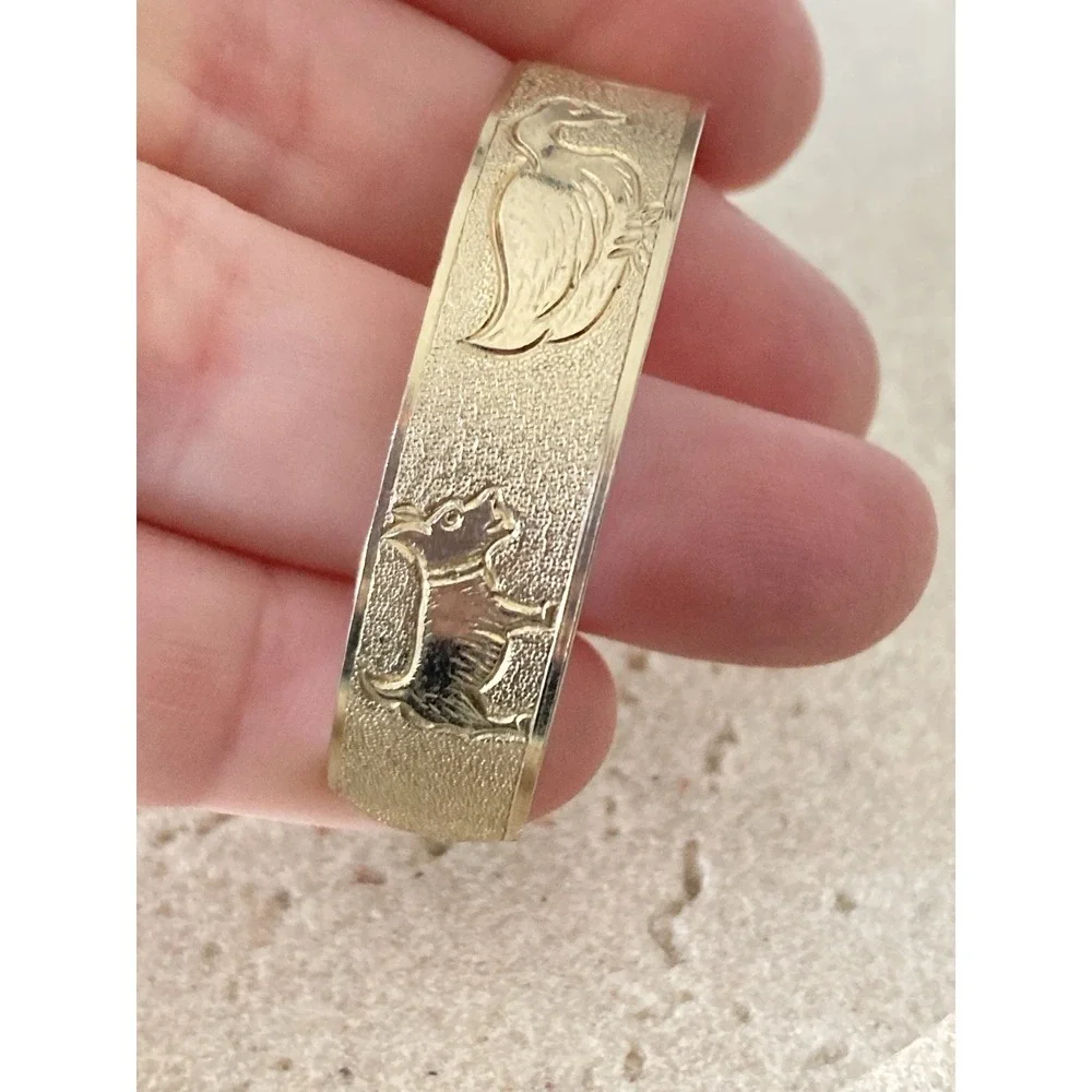 Vintage‎ Children's Cuff Bracelet Gold Tone Jill Name Embossed Animals